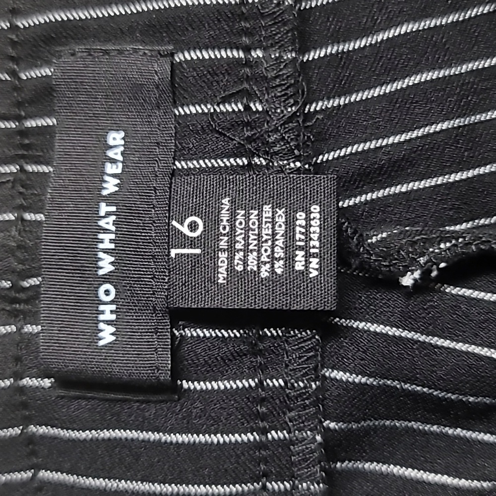Who What Wear Black and White Pinstripped Casual Pull-On Dress Pants, Size 16 - Picture 5 of 7